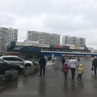 Photo taken at Площадь у метро Чертановская by Марина М. on 2/21/2017
