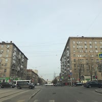 Photo taken at Остановка «Профсоюзная улица» by Марина М. on 4/21/2017