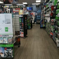 Photo taken at GameStop by Rudy V. on 7/27/2016
