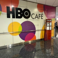 Photo taken at CHLA - HBO Cafe by Rudy V. on 12/18/2023