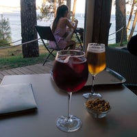 8/14/2016 tarihinde Drius D.ziyaretçi tarafından Gassho Sanxenxo Lounge Bar-Café'de çekilen fotoğraf