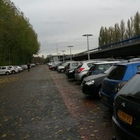 Archeoloog doorboren donderdag P+R Parkeergarage Slinge - Parking in Pendrecht