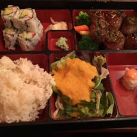 Foto diambil di Ginza Japanese Restaurant oleh Michael A. pada 11/25/2016