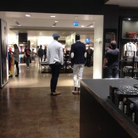 Zara - Clothing Store