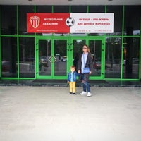 Photo taken at Теннисный центр «Жуковка» by Oksana 👑 D. on 9/10/2016