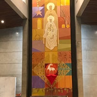 Photo taken at Catedral Santuário Sagrada Família by Fabio C. on 3/30/2018