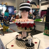 Photo taken at Cake and Bake Master by Jacob D. on 11/3/2018