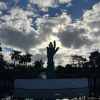 Снимок сделан в Мемориал Холокоста в Еврейской федерации Большого Майами пользователем Cam B. 1/18/2023