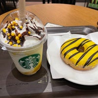 Photo taken at Starbucks by カオス on 4/13/2022
