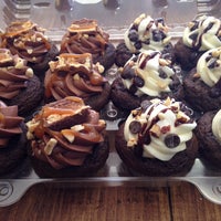 11/9/2013にRaul A.がSo Sweet Cupcakes &amp;amp; Moreで撮った写真