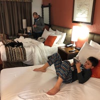 Das Foto wurde bei Grand Canyon Plaza Hotel von Martin C. am 11/26/2018 aufgenommen