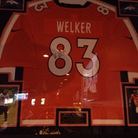 Foto scattata a Wes Welker&#39;s Sports Bar &amp; Grill da Miguel il 4/17/2014