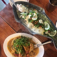 Photo taken at Fish Cheeks by Lu Y. on 4/7/2019