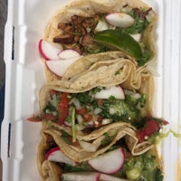 Photo taken at Tacos Y Quesadillas Mexico Cart by Lu Y. on 6/11/2019