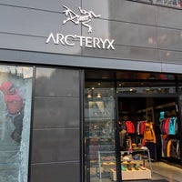 Photo taken at ARC&amp;#39;TERYX by Kevin F. on 1/29/2018