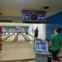 Photo taken at Gladstone Bowl by Kevin C. on 6/20/2017