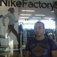 Nike Factory Store - Tienda de artículos deportivos