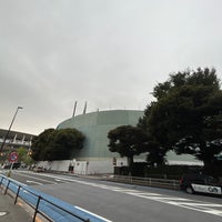 Photo taken at Meiji Jingu Secondary Stadium by Ｍatsu⚾️ on 6/23/2023