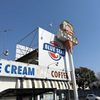 Photo taken at Blue Seal Ice Cream by Ｍatsu⚾️ on 3/16/2024