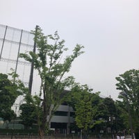 Photo taken at Meiji Jingu Secondary Stadium by Ｍatsu⚾️ on 5/20/2022