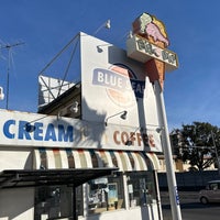 Photo taken at Blue Seal Ice Cream by Ｍatsu⚾️ on 3/1/2024