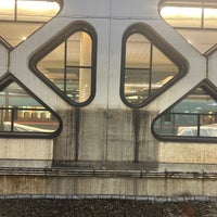 Photo taken at JR Platforms 15-16 by Ｍatsu⚾️ on 1/13/2024