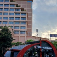 Review Lapangan Simpang Lima Semarang Indonesia