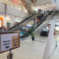 Photo taken at Cipinang Indah Mall by Magdalena N. on 11/21/2019
