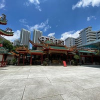 Photo taken at 同德善堂 (Thong Teck Sian Tong Lian Sin Sia Temple) by Hay on 9/6/2020