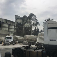 Photo taken at Çimentaş İzmir Çimento Fabrikası by Ayaz on 3/26/2020
