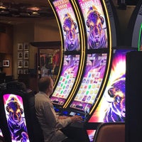 Foto diambil di Hard Rock Hotel &amp;amp; Casino Sioux City oleh Michelle G. pada 5/20/2018