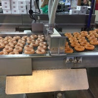 12/1/2016 tarihinde Michelle G.ziyaretçi tarafından Krispy Kreme'de çekilen fotoğraf