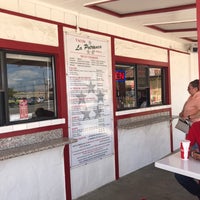 Foto scattata a Tacos La Potranca De Jalisco da Melanie S. il 5/8/2018