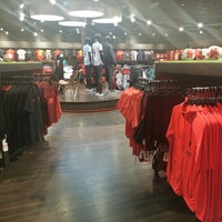 Photo taken at Liverpool FC Official Club Store by Alexander on 9/1/2022