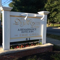 Das Foto wurde bei The Del Monte Lodge Renaissance Rochester Hotel &amp;amp; Spa von Christine W. am 7/27/2012 aufgenommen