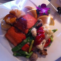 Das Foto wurde bei Cheng&amp;#39;s Oriental Restaurant von Benny L. am 6/8/2012 aufgenommen