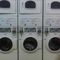 Photo taken at Wonder Wash Laundry by Teddy J. on 12/28/2011