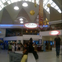 รูปภาพถ่ายที่ East Rand Mall โดย Dumisani D. เมื่อ 12/30/2011