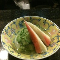 Foto tirada no(a) Yumi Japonese Restaurant por Bernardo L. em 2/2/2012
