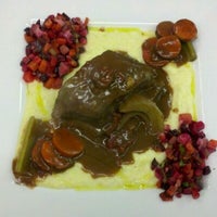 รูปภาพถ่ายที่ Buono Appetito Italian Restaurant โดย Sevie C. เมื่อ 1/13/2012