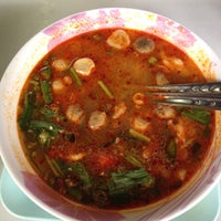 Photo taken at โรงอาหารกรมประมง by 🍒ɱƲᎯϓ🌵 on 3/12/2012