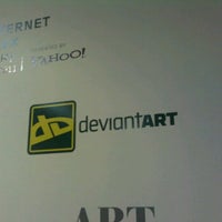 Photo prise au Internet Week HQ at Metropolitan Pavilion par Heather W. le6/6/2011