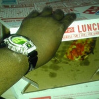 Photo taken at Domino&amp;#39;s Pizza by SIP-SET on 1/15/2012