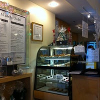 รูปภาพถ่ายที่ Dorset Café โดย Rebecca เมื่อ 2/29/2012