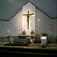 รูปภาพถ่ายที่ Gereja Katolik Hati Santa Perawan Maria Tak Bernoda โดย Hendikin F. เมื่อ 9/18/2011