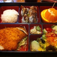 รูปภาพถ่ายที่ Matsu Sushi โดย Dayna B. เมื่อ 8/29/2011