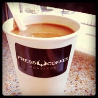 รูปภาพถ่ายที่ Press Coffee โดย a t d. เมื่อ 2/6/2011