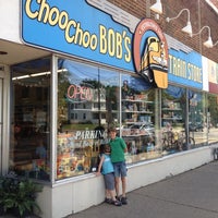 6/30/2012 tarihinde Michelle B.ziyaretçi tarafından Choo Choo Bob&amp;#39;s Train Store'de çekilen fotoğraf