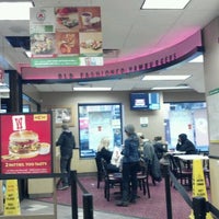 Photo taken at Wendy’s by Michael B. on 11/17/2011