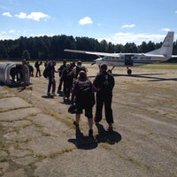 Foto tirada no(a) Skydive Carolina por Mallory D. em 9/9/2012